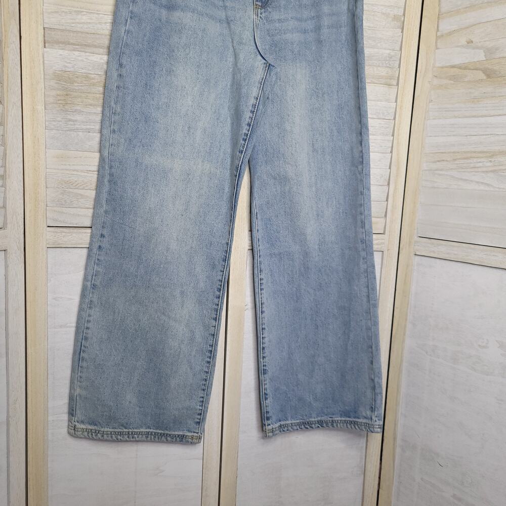 💛3/$15 JUSTFAB Size 32 Women's Jeans Straight Cut Light Blue 33 Waist High Rise - Picture 4 of 8